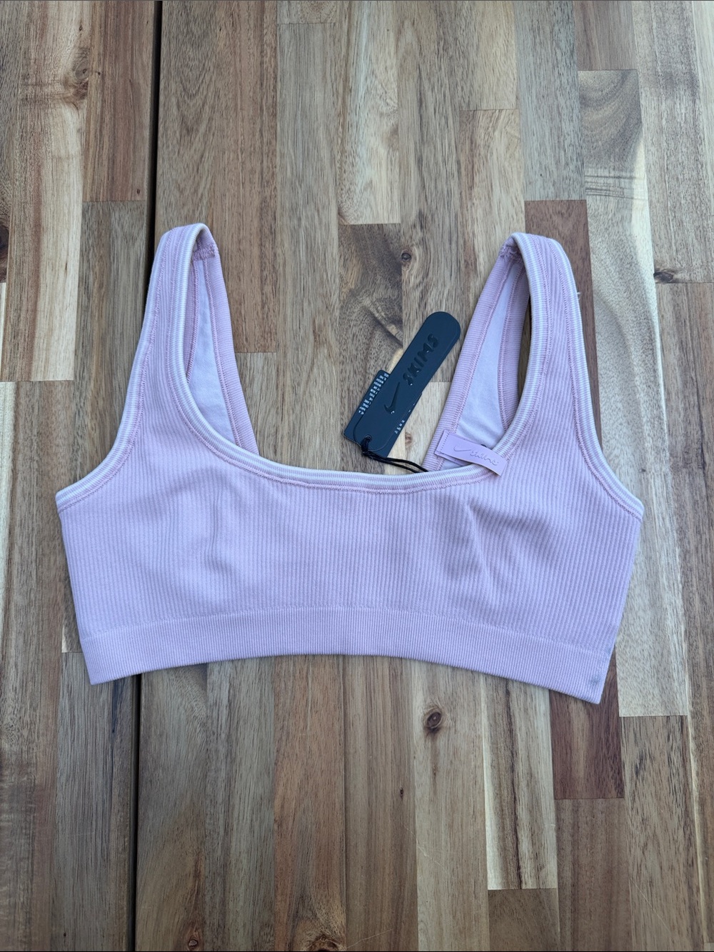 NWT Nike x Skims Ribbed Seamless Micro Scoop Bra